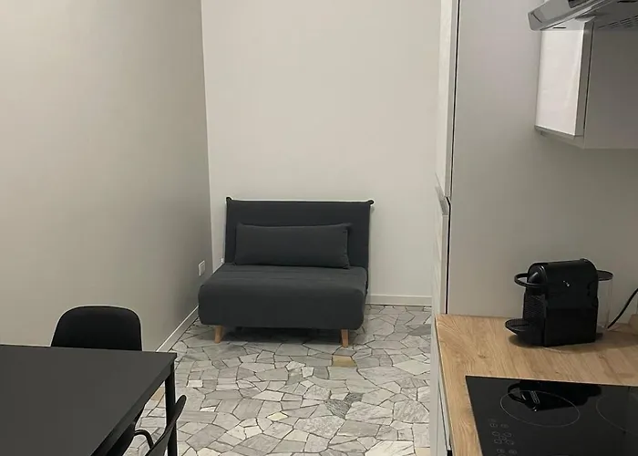 M4 Tolstoj - Duomo Tortona Navigli Area