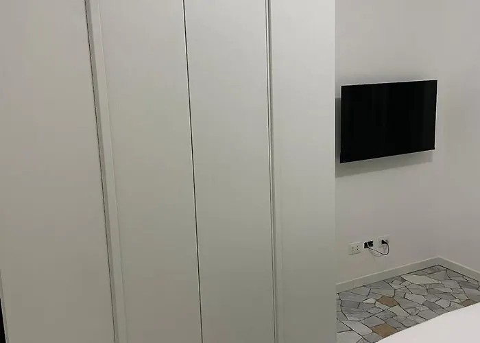 M4 Tolstoj - Duomo Tortona Navigli Area