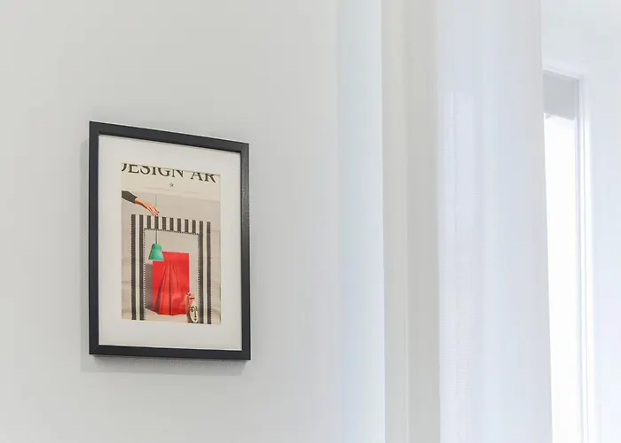 The Rent - Modern Two-bedroom In Porta Romana * 밀라노