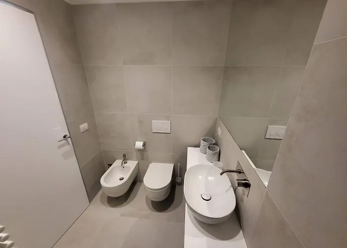 Leaf - Solari / Tortona 3* Milán