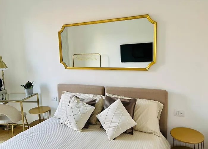 Leaf - Solari / Tortona Milán