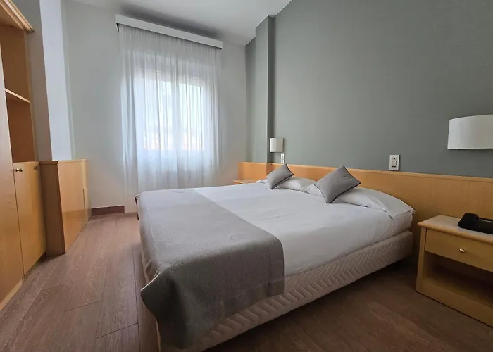 מלון Mokinba Sant'ambroeus