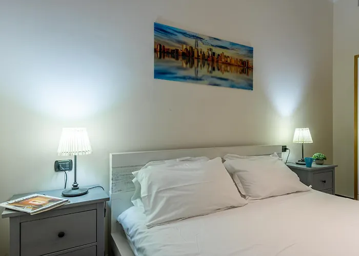 Lägenhet Sant' Ambrogio Flat Milano