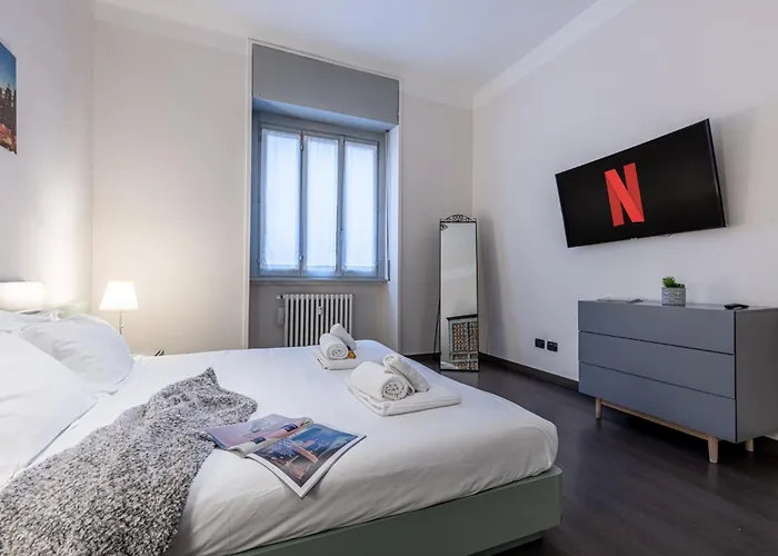 Lägenhet Sant' Ambrogio Flat *