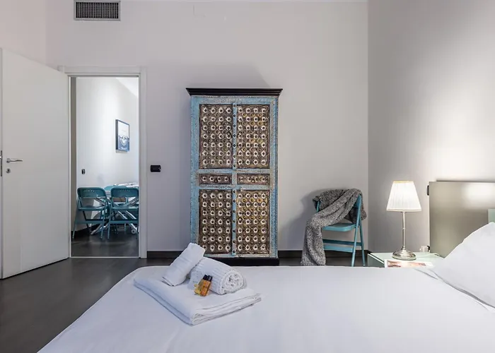 Sant' Ambrogio Flat 아파트