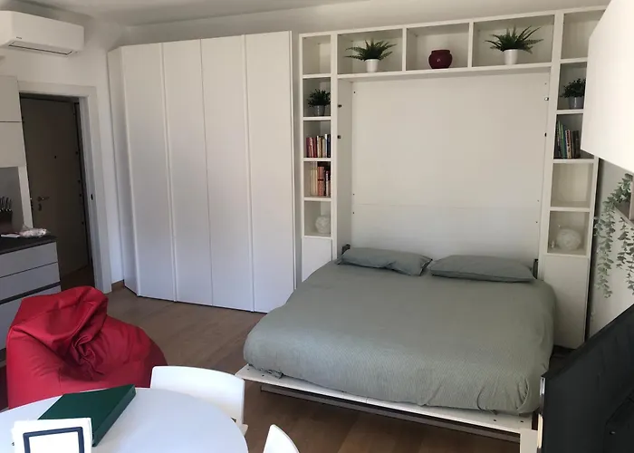 Music House - Carozzi Милан