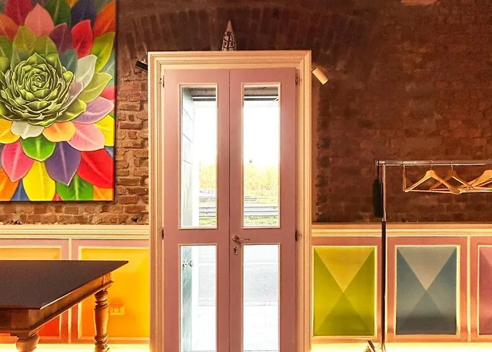 With Terrace And Loft With Garden In Naviglio Pavese Gasthof Mailand