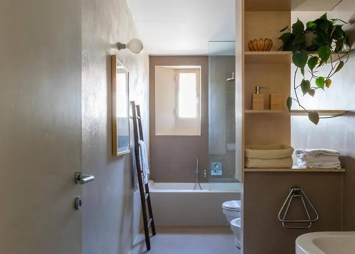 Arco Della Pace Charme