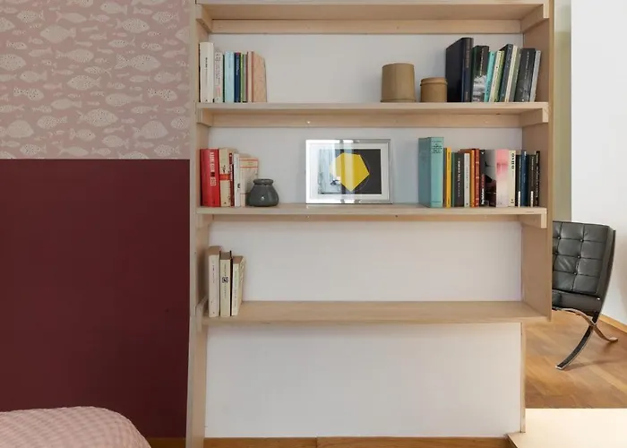 Arco Della Pace Charme