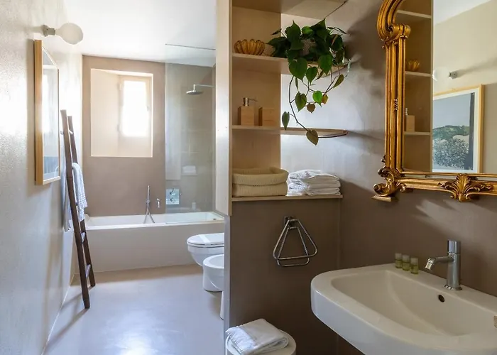 Arco Della Pace Charme