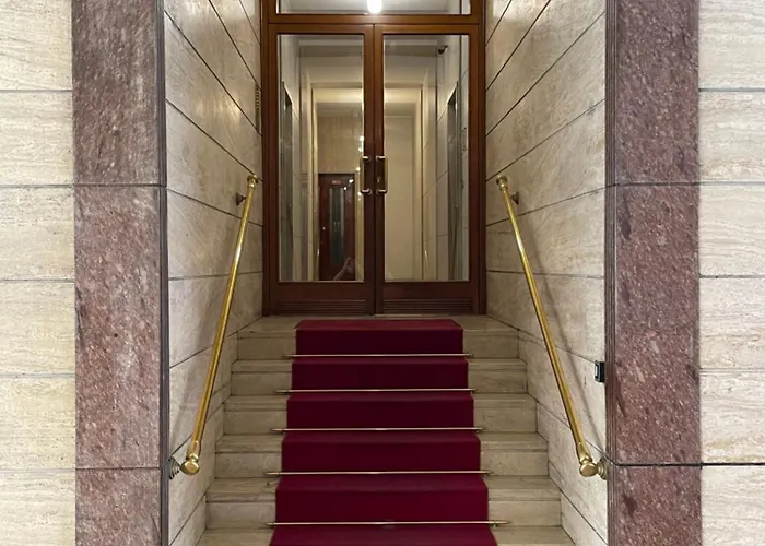 Homemi 5 Vie * Milano