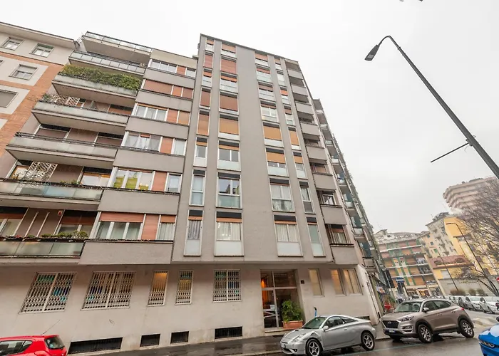 Longhena, 7 - Total White * Milano