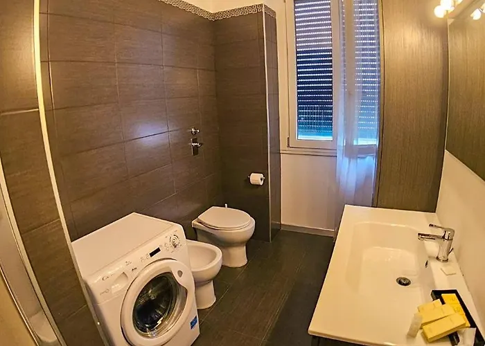 Sunny's House מילאנו