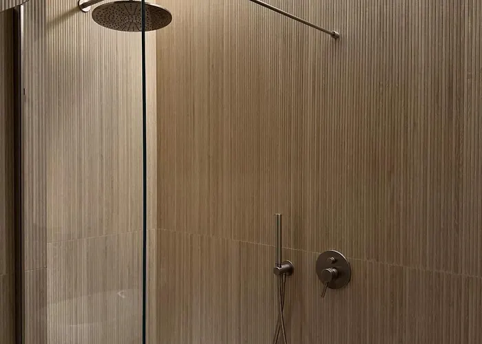 Ando's Boutique Garden Appartement *