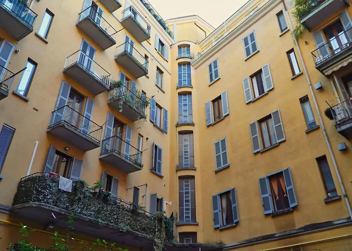 Charming Darsena - Amazing Position Next To Navigli *