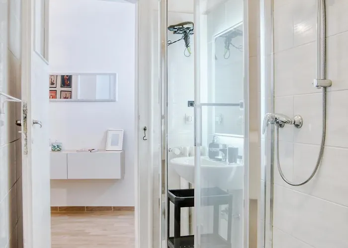 Charming Darsena - Amazing Position Next To Navigli アパート ミラノ