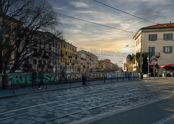 Charming Darsena - Amazing Position Next To Navigli アパート