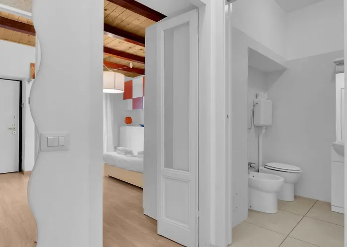 The House Of Via Muratori 6