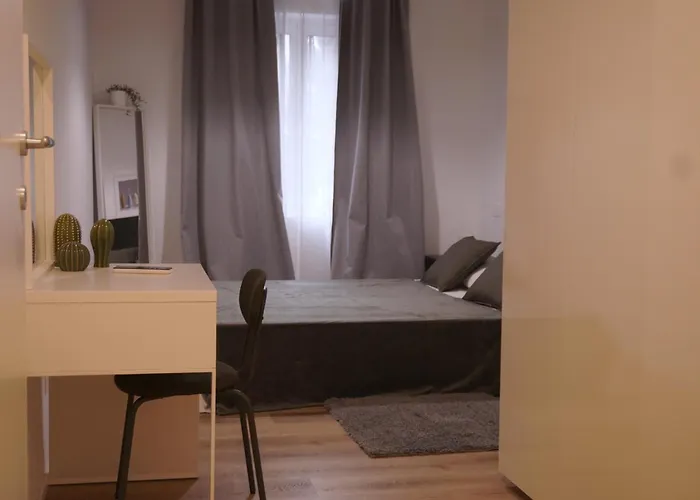 Sonnino Portello - At Your Place شقة *