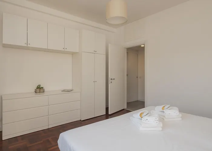 アパート San Siro - Modern & Stylish 3 Bedroom With 2 Balconies Lotto Mm1-mm5 By Rentopolis *