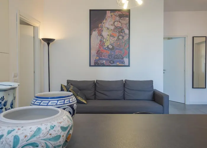 San Siro - Modern & Stylish 3 Bedroom With 2 Balconies Lotto Mm1-mm5 By Rentopolis ミラノ