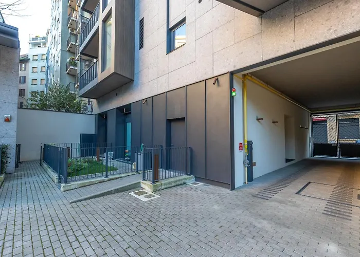 Citylife Elegant Escape Milan