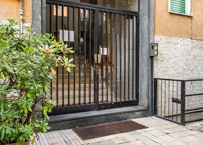 Apartmán Design And Silence - Wide Renovated 2 Stops Form