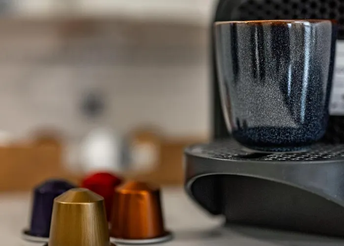 Design And Silence - Wide Renovated 2 Stops Form *