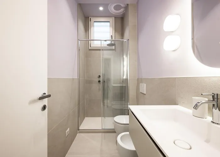 Design And Silence - Wide Renovated 2 Stops Form * Milán