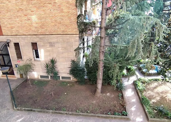 Monolocale In Quartiere Nolo