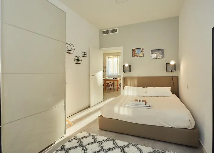- Modern Flat *