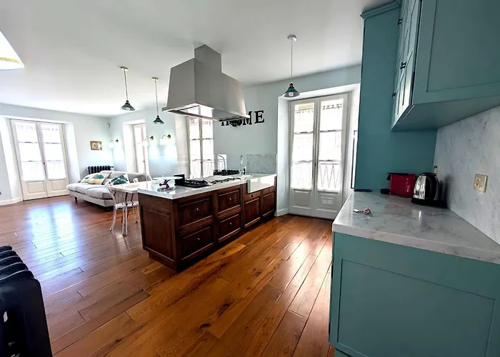 Hbhall Duomo * Milano