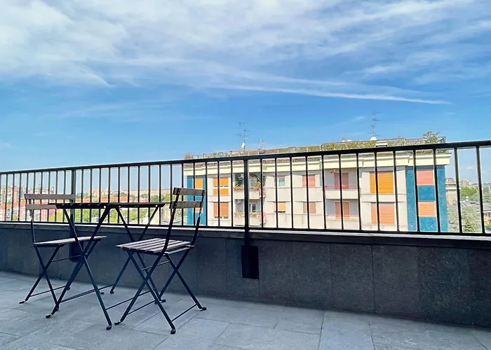 Bwr - Elegant Loft With Terrace, San Siro Apartman