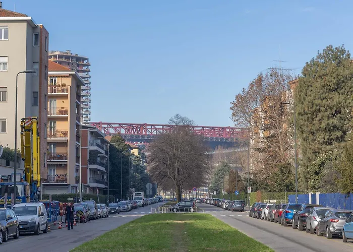 - San Siro Corner, With Private Parking *