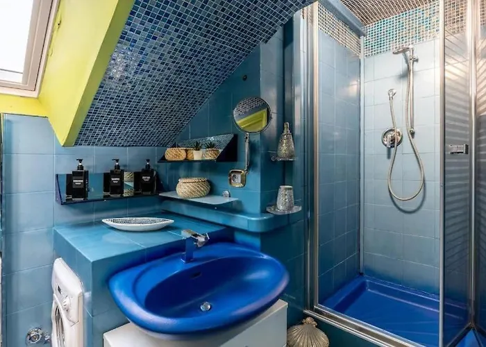 Apartman 10' From Station-300 M From The Metro