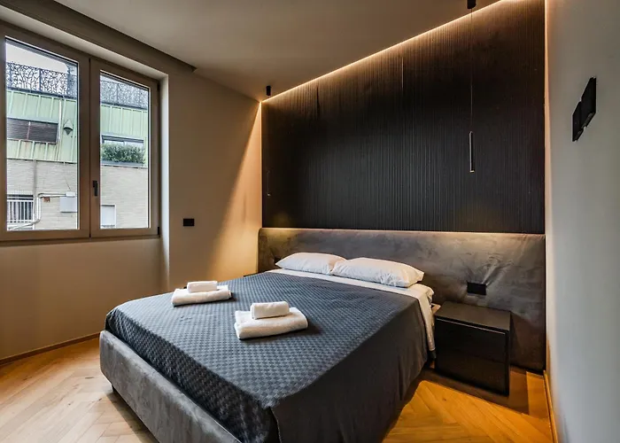 Luxury With View Steps From The Duomo