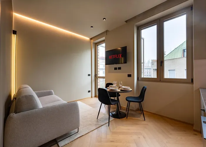 Luxury With View Steps From The Duomo * Milán