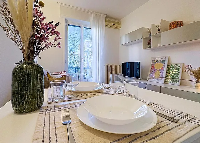 아파트 Moderno E Accogliente Bilocale Metro 4 Frattini Con Aria Condizionata E 15 Minutes To Center