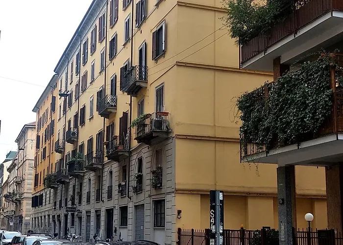 Navigli Darsena Celebrity House Appartement *