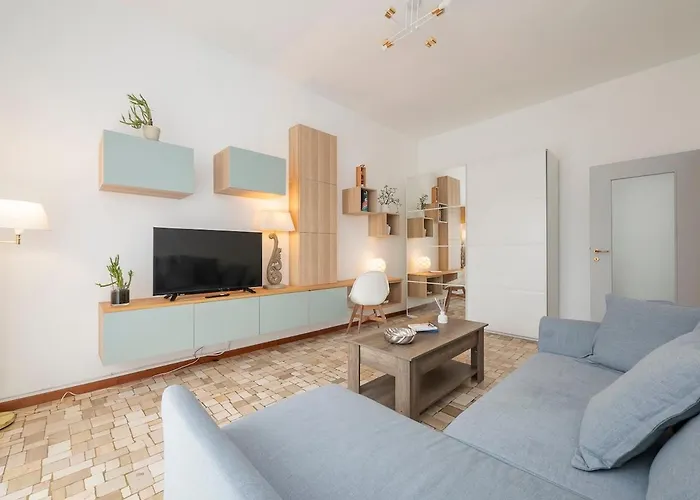 Navigli Retreat Near Duomo * 米兰