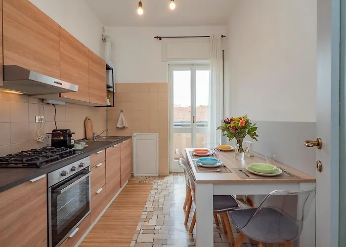 Daire Navigli Retreat Near Duomo Milano