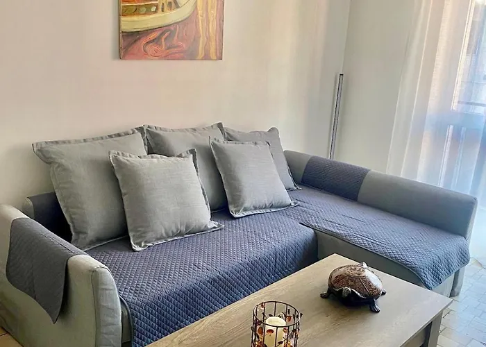 Navigli Retreat Near Duomo *