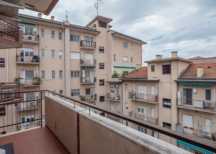 Navigli Retreat Near Duomo * 米兰