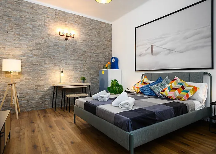 Insubria 8-dx - Monolocale Cool * Milán