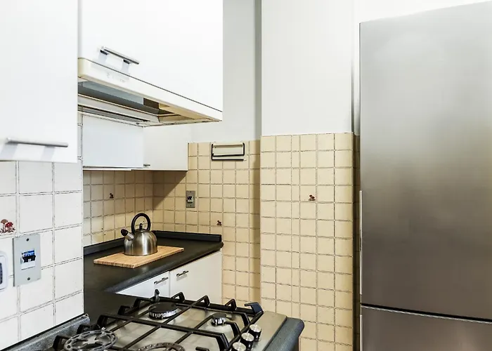 Quiet With Terrace - 20 Min From Duomo ميلان