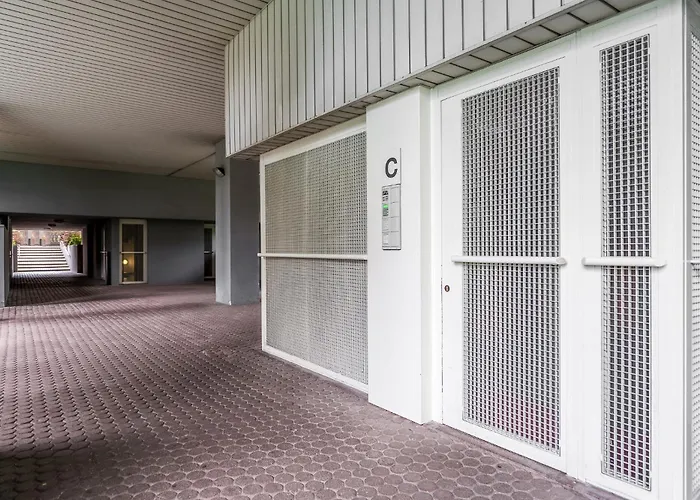 Quiet With Terrace - 20 Min From Duomo ميلان