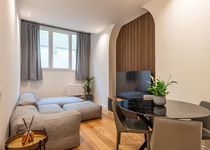 Mimar Porta Venezia Luxury 아파트 *