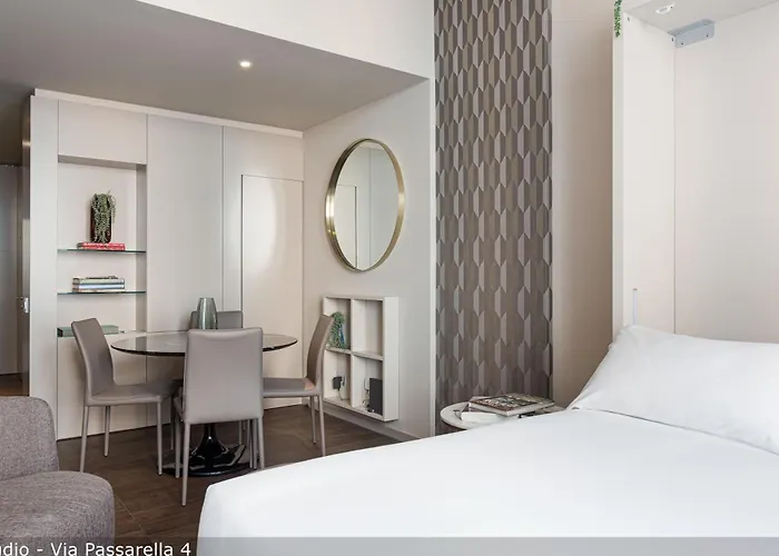 Brera In San Babila Appartement *