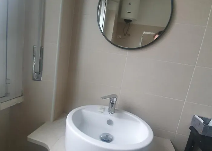 Sira House Гостевой дом