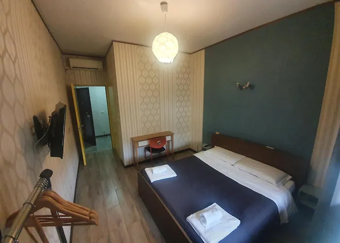 Sira House Милан